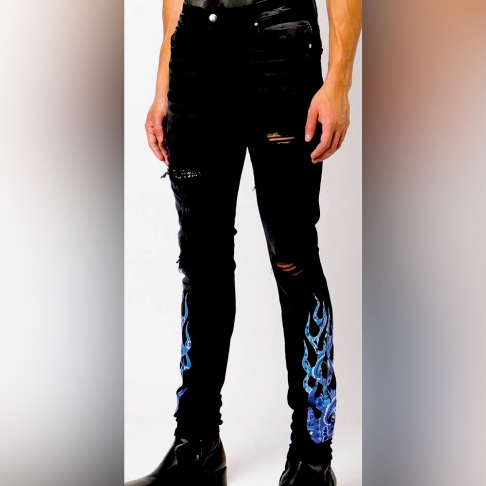 AMIRI
flame-detail skinny-cut jeans , bandana style
Size 38